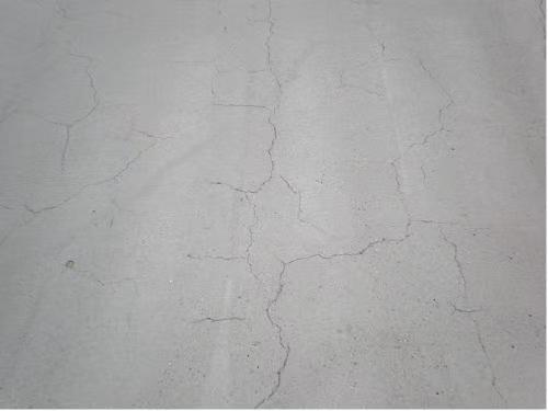 混凝土浇筑产生裂缝的原因